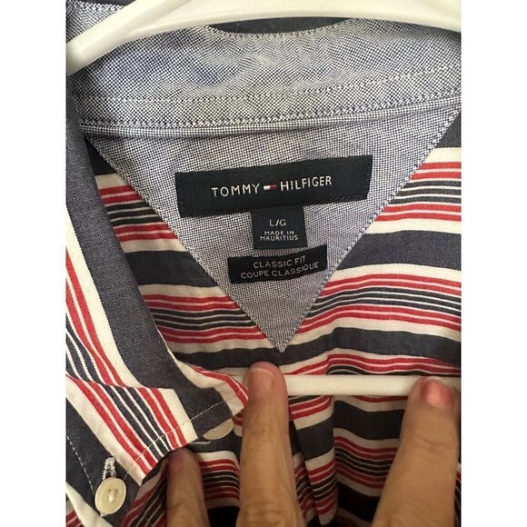 TOMMY HILFILGER Red White & Blue Striped Button Up Shirt Size Large Classic Fit - Picture 5 of 5